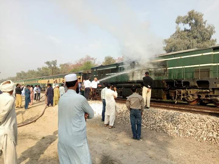CHICHAWATNI, NIGHT, COACH, KARACHI, EXPRESS, EFFECTED, WITH, FIRE, ON, DAFTIANA, ROAD, FIREMAN, AND, DRIVER, STOPPED, TRAIN, AND, COVERED, THE, PROBLEM