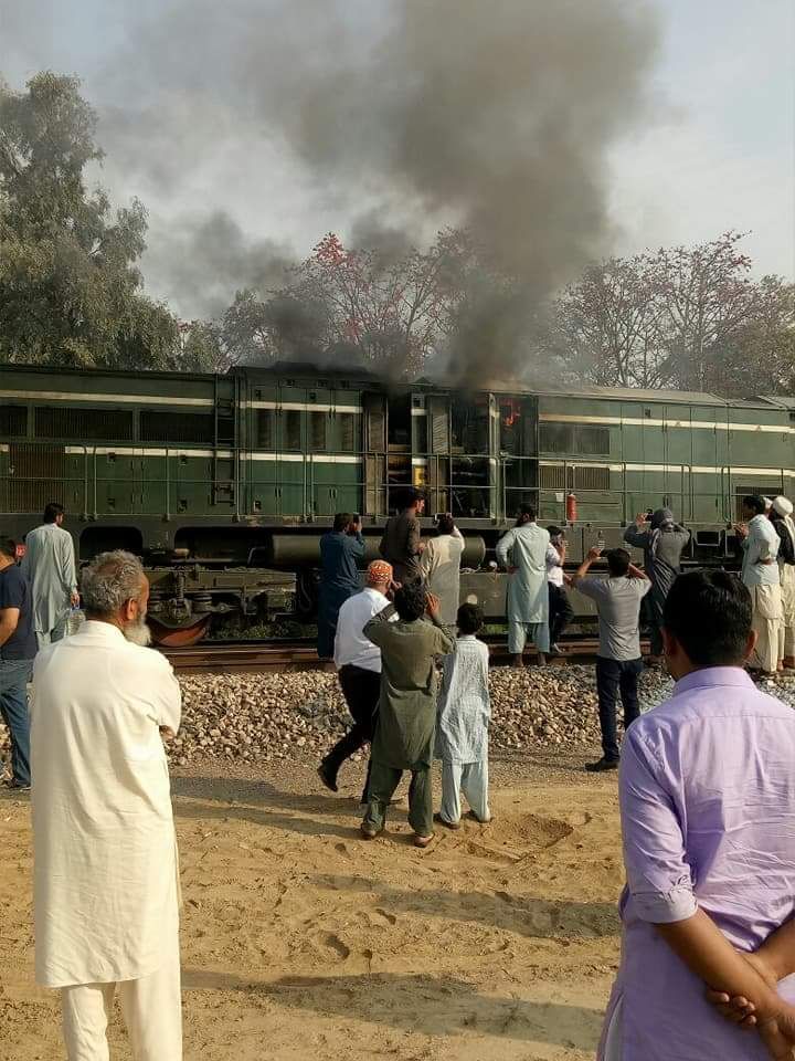 CHICHAWATNI, NIGHT, COACH, KARACHI, EXPRESS, EFFECTED, WITH, FIRE, ON, DAFTIANA, ROAD, FIREMAN, AND, DRIVER, STOPPED, TRAIN, AND, COVERED, THE, PROBLEM