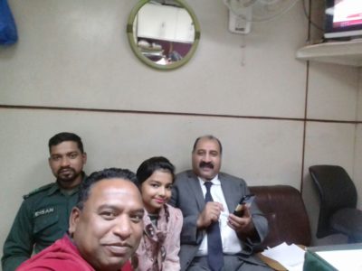 RE-KNOWN, PERSON, AND, SOCIAL, WORKER, DR. ATHAR, ALI, RETURNED, AFTER, PERFORMING, UMRAH, ON, AIRPORT, FRIENDS, AND, FATHER, DR. MUBARAK, ALI, RECEIVED, HIM