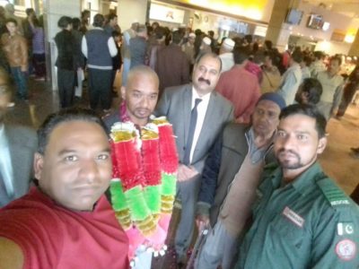 RE-KNOWN, PERSON, AND, SOCIAL, WORKER, DR. ATHAR, ALI, RETURNED, AFTER, PERFORMING, UMRAH, ON, AIRPORT, FRIENDS, AND, FATHER, DR. MUBARAK, ALI, RECEIVED, HIM