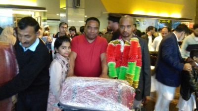 RE-KNOWN, PERSON, AND, SOCIAL, WORKER, DR. ATHAR, ALI, RETURNED, AFTER, PERFORMING, UMRAH, ON, AIRPORT, FRIENDS, AND, FATHER, DR. MUBARAK, ALI, RECEIVED, HIM