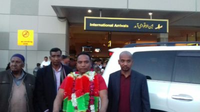 RE-KNOWN, PERSON, AND, SOCIAL, WORKER, DR. ATHAR, ALI, RETURNED, AFTER, PERFORMING, UMRAH, ON, AIRPORT, FRIENDS, AND, FATHER, DR. MUBARAK, ALI, RECEIVED, HIM