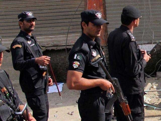Chief Justice orders police to withdraw security urom unfamiliar persons in Khyber Pakhtunkhwa