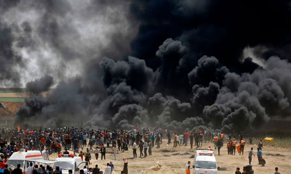 Israeli forces fired 1 Palestinian rocket, 528 injured