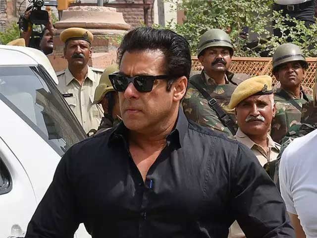 Jodhpur court allowed Salman Khan to travel abroad