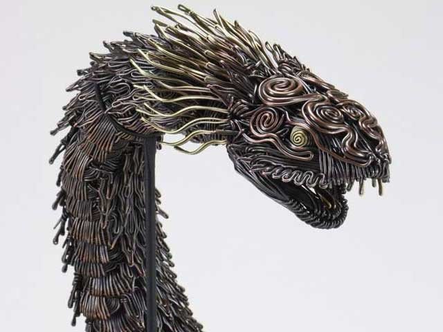 Unique artist to making insects with iron wires