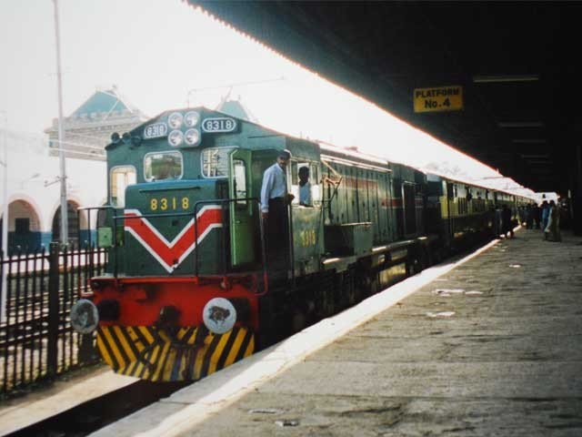 Proposal to allocate Rs 40 billion for Pakistan Railways