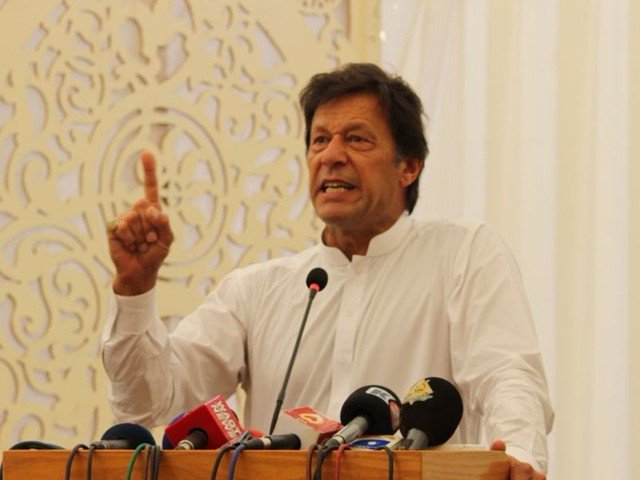 Nawaz Sharif preferred his personal interests to Kashmir issue, Imran Khan