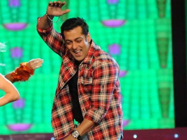Dabangg Khan fun as the released from jail