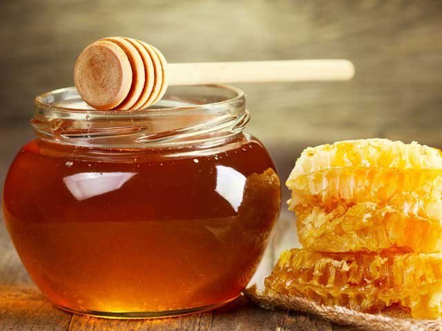 Significant signs of real or imitation honey