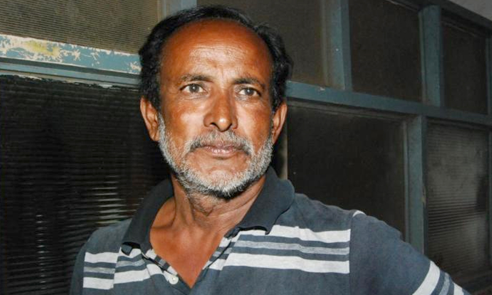 Five rupees of India, independent candidate in the doctor