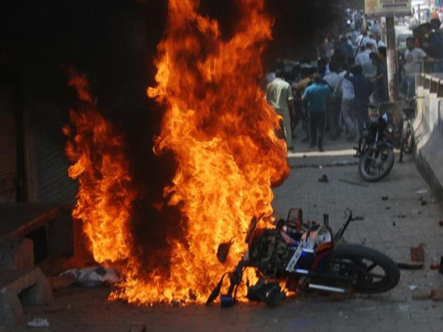 The riots against Indian Supreme Court decision, 4 people were killed and hundreds injured