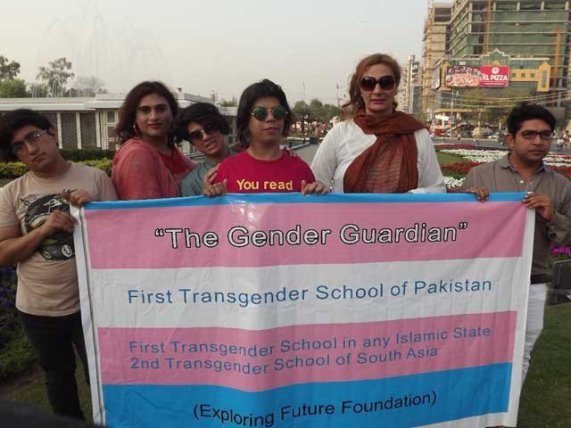Preparations for establishing the first regular school for transgender in Pakistan