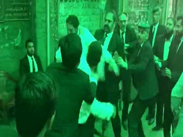 Lawyers rain of fist and legs on each other in Justice house Lahore