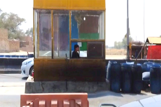 Multan: robbery on Toll Plaza, Manager mureder on Resistance