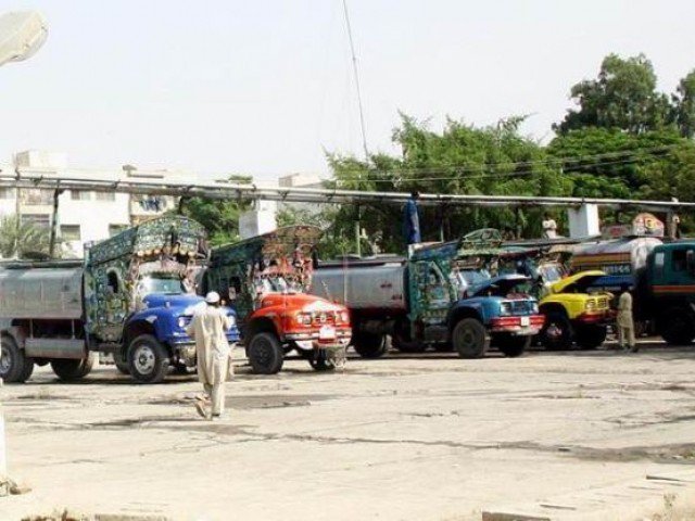 Decision to stop free tankers supply under DC Quota in Karachi