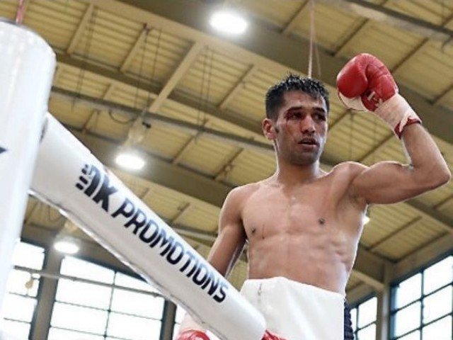 Mohammad Waseem will compete with MThalane on July 15 for the World Flyweight title