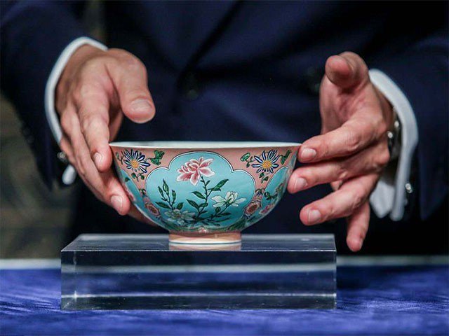Rare bowls sold in billions of rupees in 5 minutes
