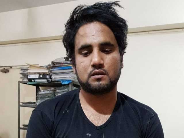 Young man arrested who blackmail to girls from Lahore
