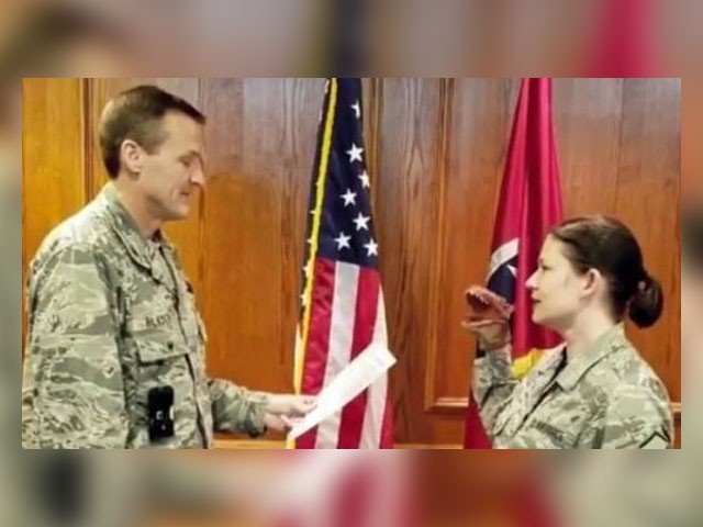 Fun video viral of US female military volunteer oath-taking