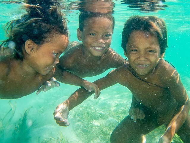 Sea bedouin living without oxygen in the water for up to 13 minutes