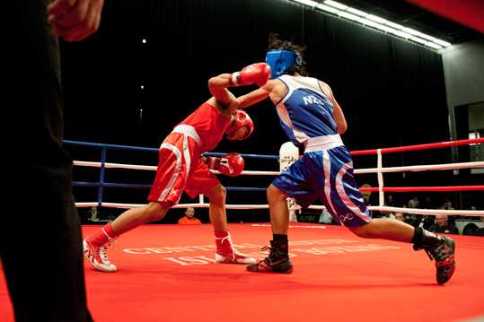 Successful entry in the boxing ring of the former Olympic boxer Rashid Baloch son