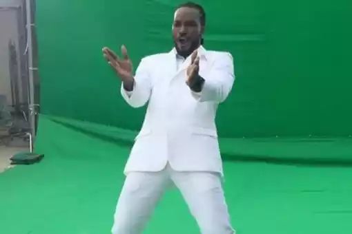 "New Dance in Chris's new style