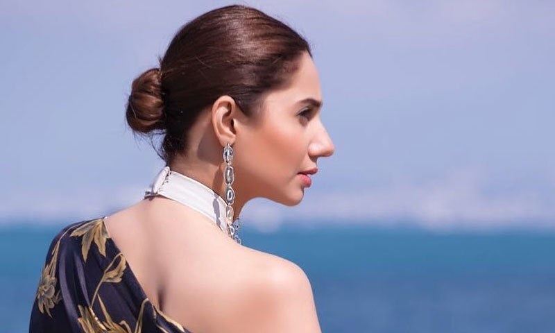 Mahira Khan conquered hearts with wonderful Debut in cannes