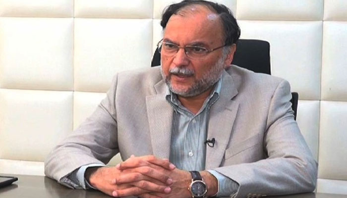 Ahsan Iqbal will be kept iAhsan Iqbal will be kept in the ICCU one dayn the ICCU one day
