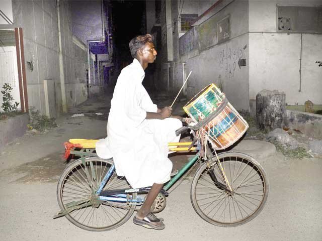 An elder Sikh, who awaking in the occupied Kashmir streets
