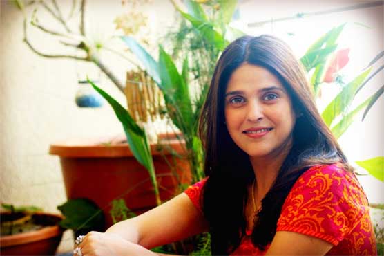 Women living on a drink without a stomach