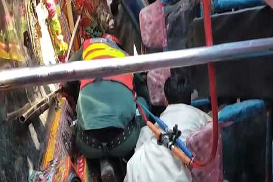Chakwal: The passenger bus collapsed, 4 people were killed, 20 injured