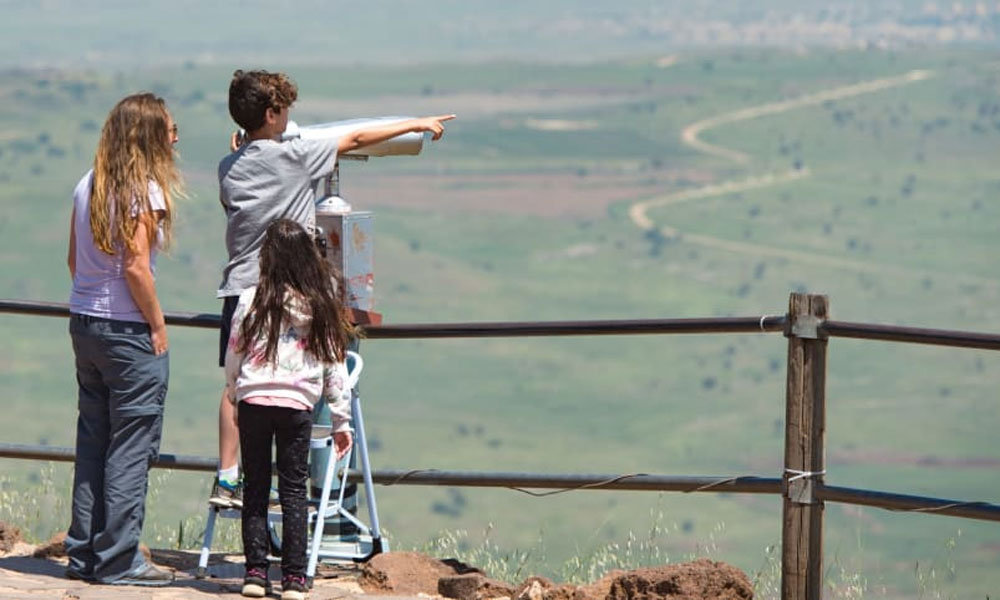 CLASHES, BETWEEN, ISRAEL, AND, SYRIA, ISRAELI, TOURISM, EFFECTED, BADLY