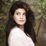 Jacqueline Fernandez run away from the occasion after hitting the Rickshaw from her car