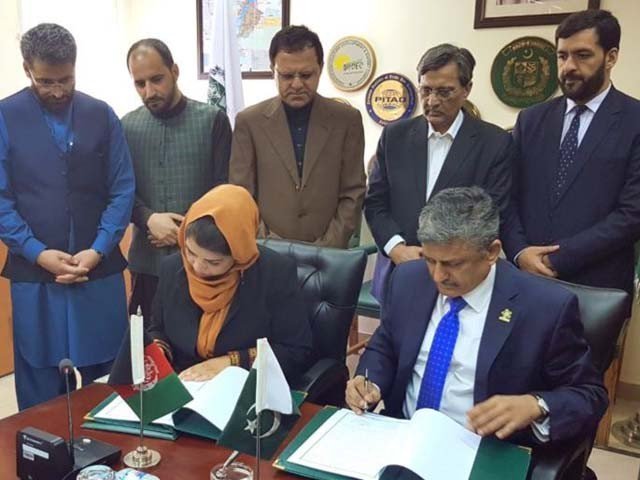 Pakistan and Afghanistan decide to overcome obstacles in mutual trade