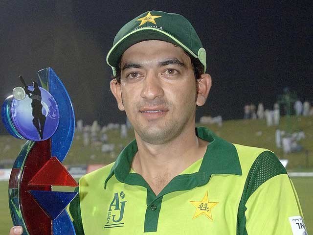 The Pakistani cricketer Hassan Raza also came in the pitch fixing scandal