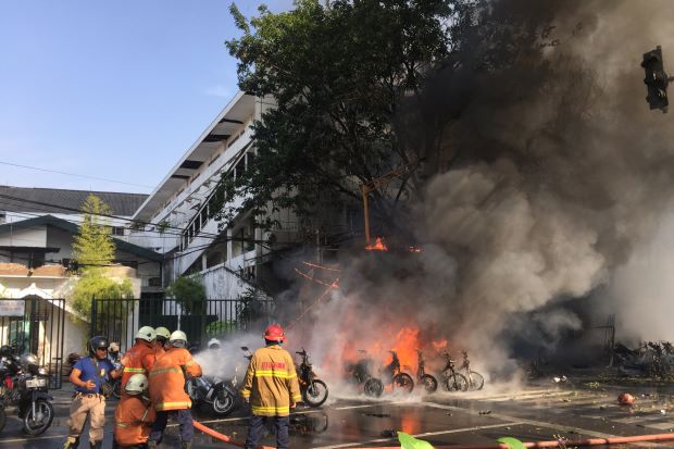 Indonesia: 'Suicide bomber family members have friendly relationship with neighbour