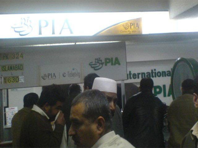 Flights, flights delayed at the PIA online system at the Nevaslamabad airport