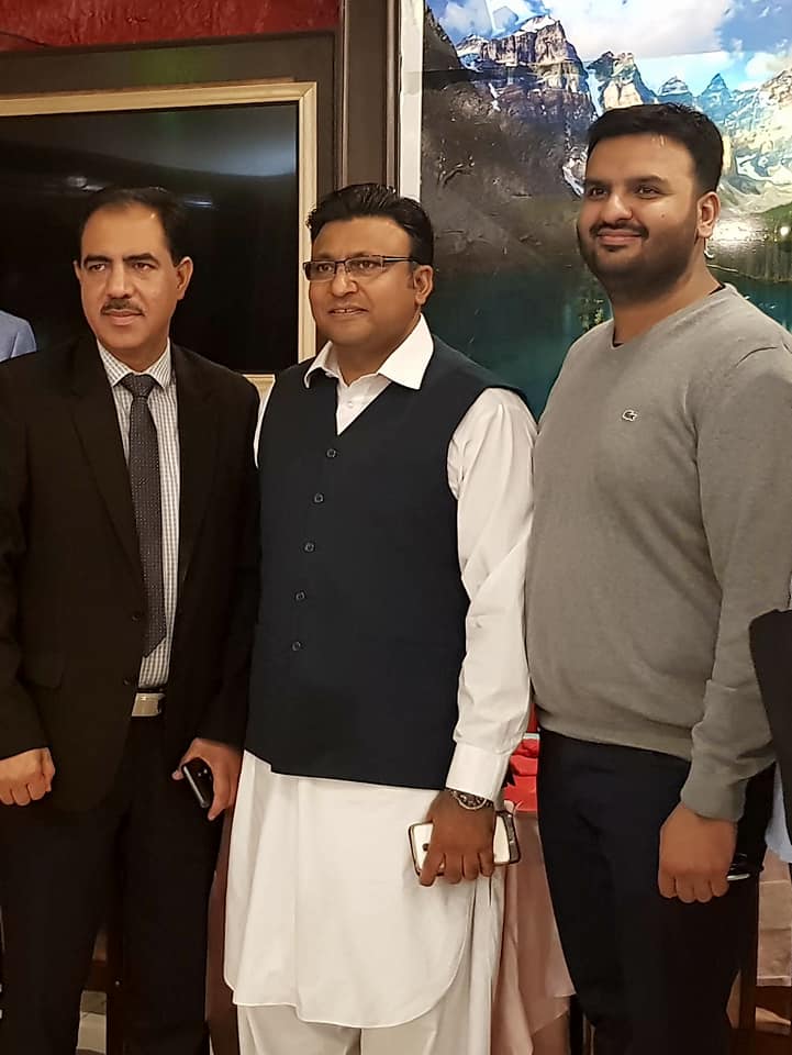 PAKISTANI, AND, KASHMIRI, COMMUNITY, UNITED, FOR, KASHMIR, ISSUE, AT, ALL, PARTIES,KASHMIR, FORUM, PLATE, FORM, SAYS, CHAIRMAN, EXECUTIVE, COMMITTEE, KASHIR, FORUM,FRANCE