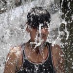 KARACHI: The heat of the heat was broken, the possibility of staying at 38 to 40 degrees today
