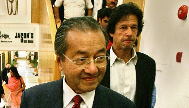Malaysia: Mahathir Mohamad travel ban on former prime minister