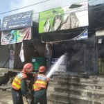 The fire took place Jhanda bazar plaza, Rescue teams engaged in fire extinguishing, rescue sources