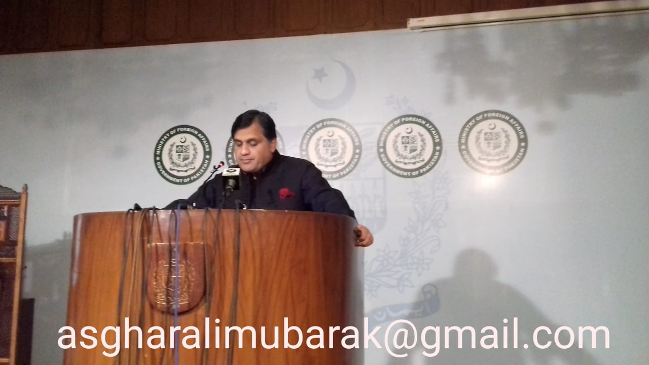 World Bank has assured Pakistan to make utmost efforts to resolve the Kishanganga and Rattle dams issues