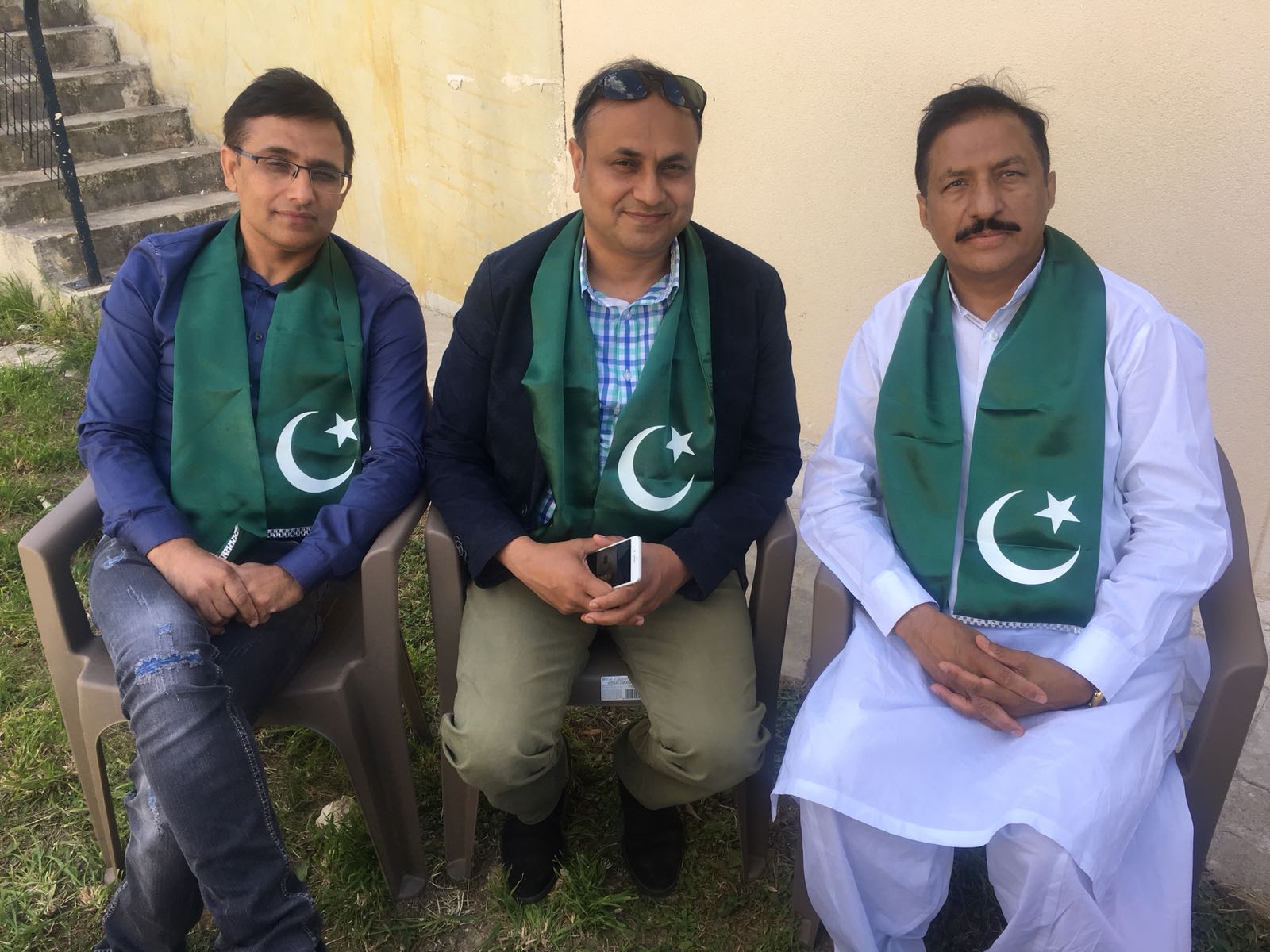 SETH ASLAM, ARRANGED, BAR BQ , PARTY, IN, FAVOR, OF, COUSIN, ASGHAR KHAN, ON, ELECTING, PRESIDENT, PMLN, YOUTH WING, FRANCE, 