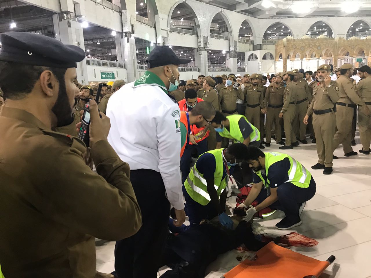 A, Pakistani, aged, about ,35, years, old, jumped, from ,the, top, roof, of, KHANA KAABA ,and ,died, at, the, spot