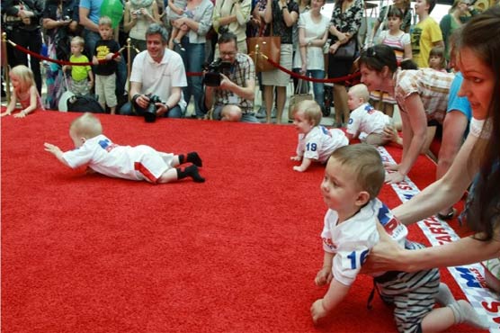 Interesting competition for young knees to play knees