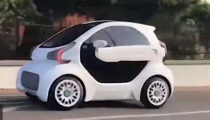 Introduces the world's first-ever D-printed vehicle