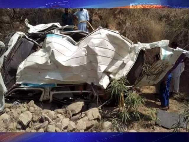 Passenger van kills 14 people in Azad Kashmir