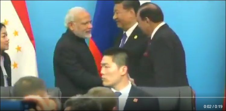 President Mamoon Hussain and President Asif Ali Zardari at the Shanghai Cooperation Organization Summit