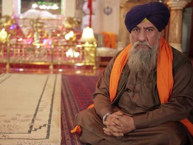 Sardar Chernjit illustrates the religious tolerance from his body